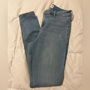 New Hollister curvy high-rise Jean legging advanced stretch 9L